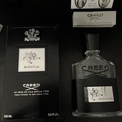 Creed Aventus Men's Eau de Parfum Spray 3.3 oz (100 ML)