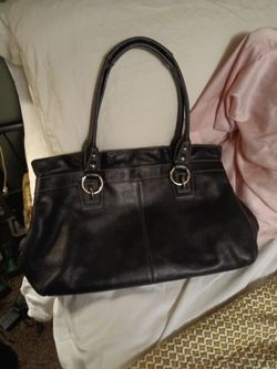 COACH PENELOPE  PEBBLED HANDBAG