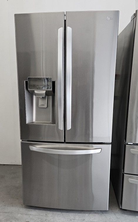 32" wide LG French Door Refrigerator.  Everything Works Great