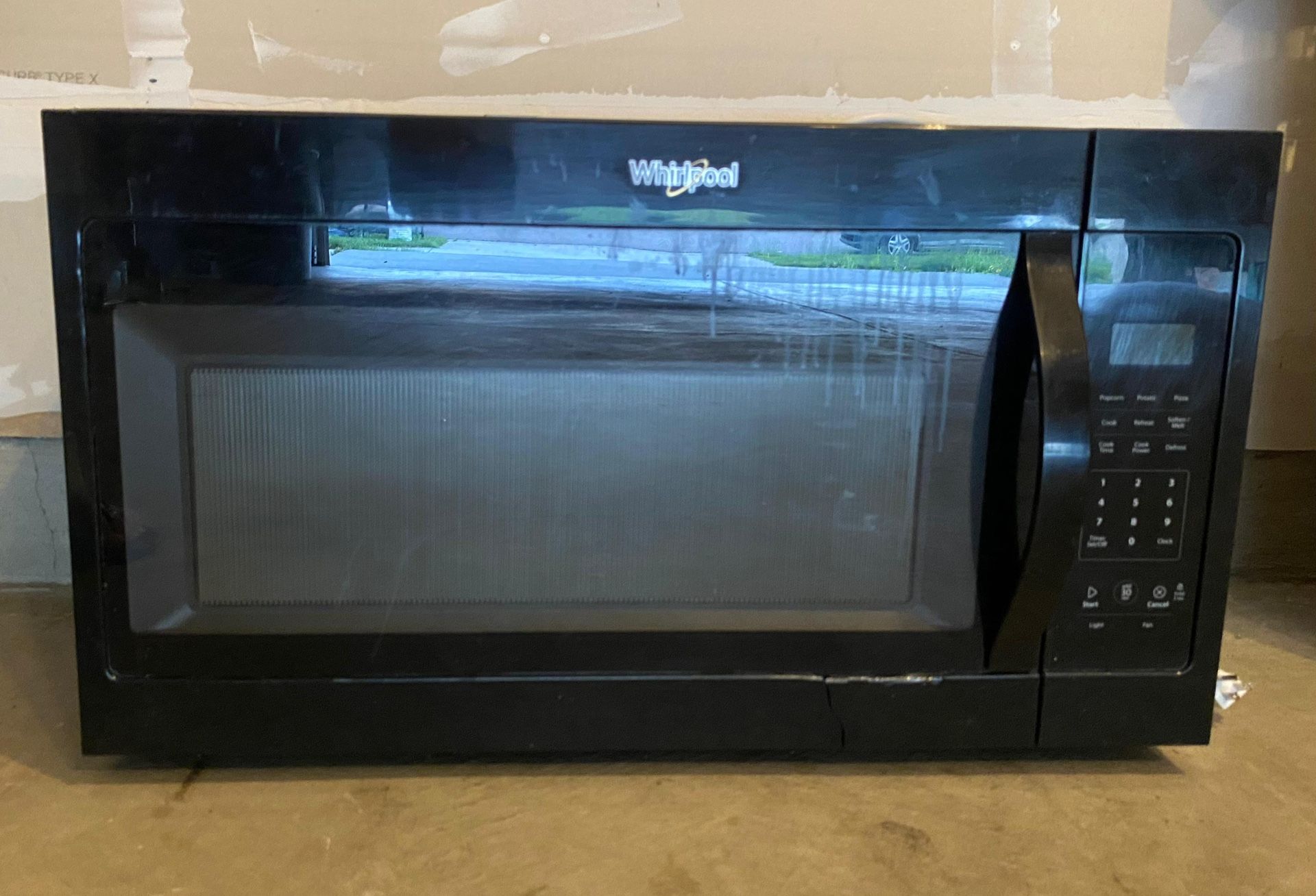 Top Range Microwave 