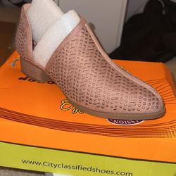 Women’s Dress Shoes