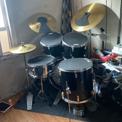 Tama Drum set 