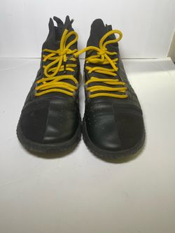 Project rock gym shoes size 9.5 men