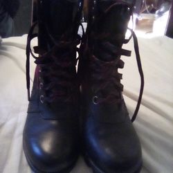 Womens Sorel Black Leather Booties Size 6.5