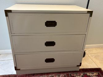 Campaign 3-Drawer Chest / Nightstand
