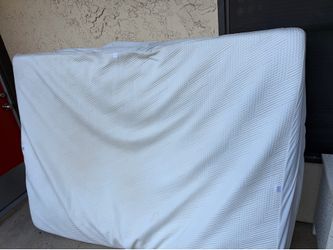 Queen bed