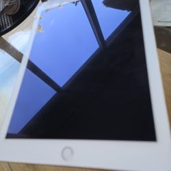 Apple IPAD Air 2 LTE 64GB $100