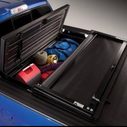 RealTruck TruXedo TL - TonneauMate | 1117416 | TonneauMate Toolbox - Fits Most Full Size Trucks, except Flareside, Stepside or Composite Beds