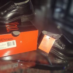 New In Box 8c Dress Shoes