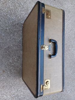 Vtg Amelia Earhart Tweed Suitcase Luggage Mid Century Hardcase Newark NJ W/ KEYS