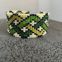 Beaded bracelet