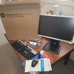  NEW HP 21.5" Monitor, Keyboard, Mouse