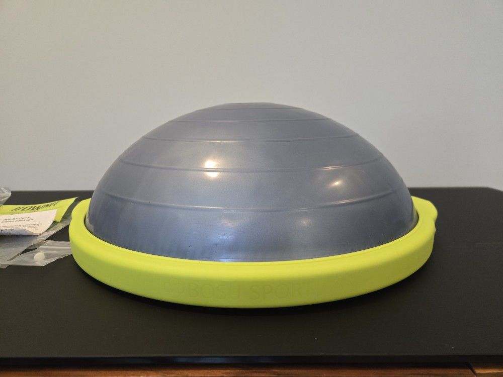 Bosu Sport Balance Trainer New