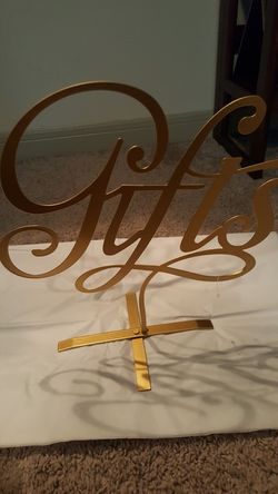 Gifts sign