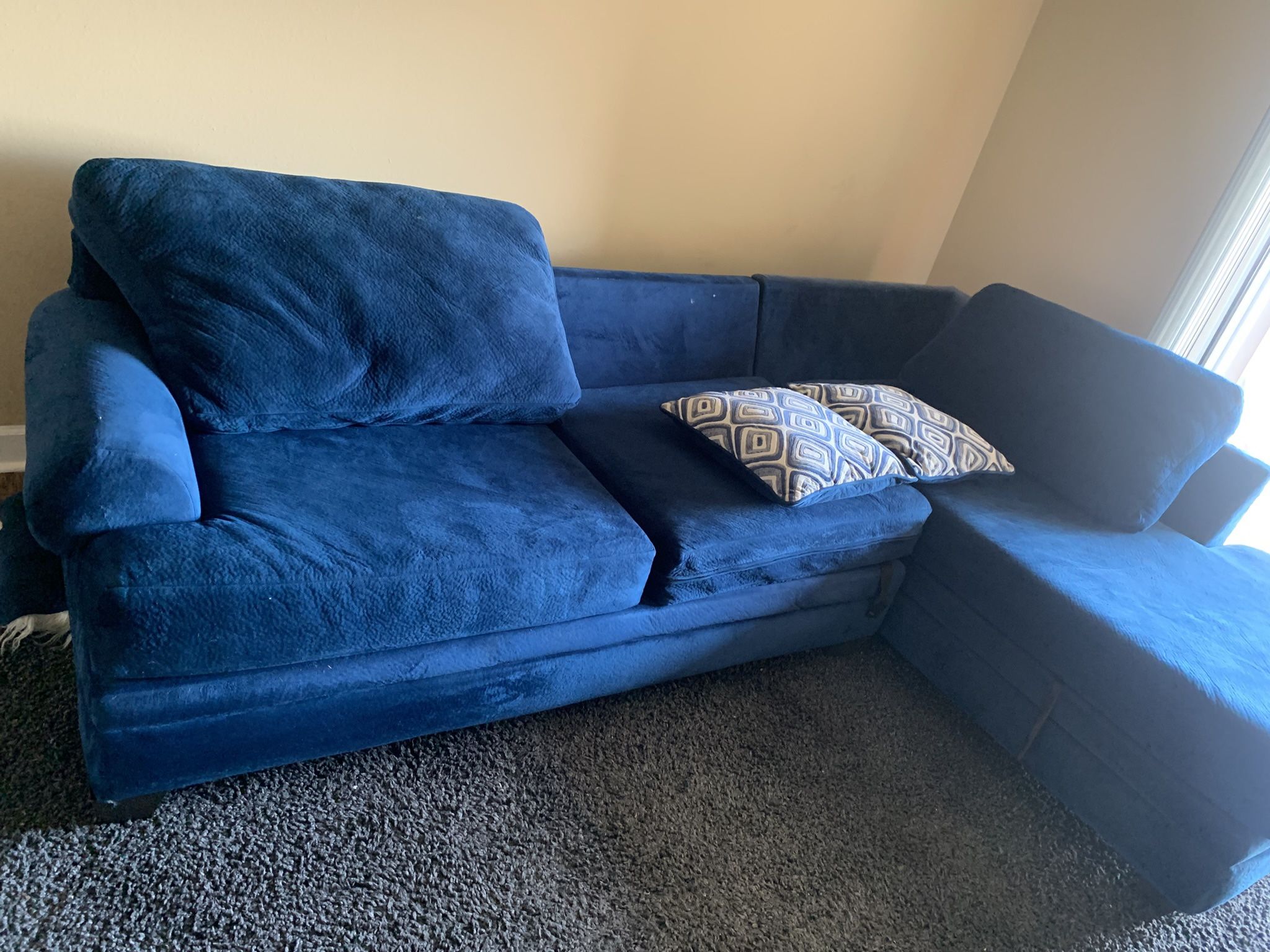L Sectional Couch 