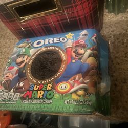 Super Mario Oreos Limited Edition