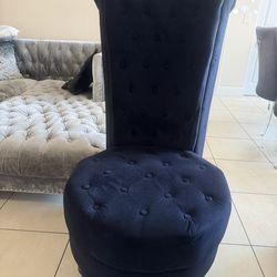 Black High Chair
