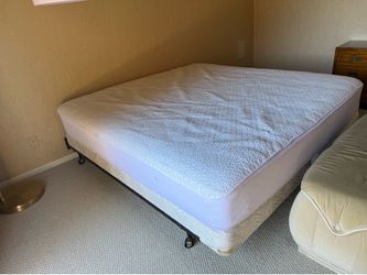 King Mattress + box spring