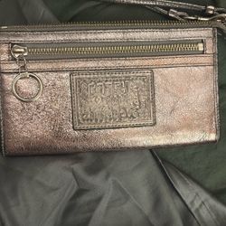 Coach Poppy Wristlet 