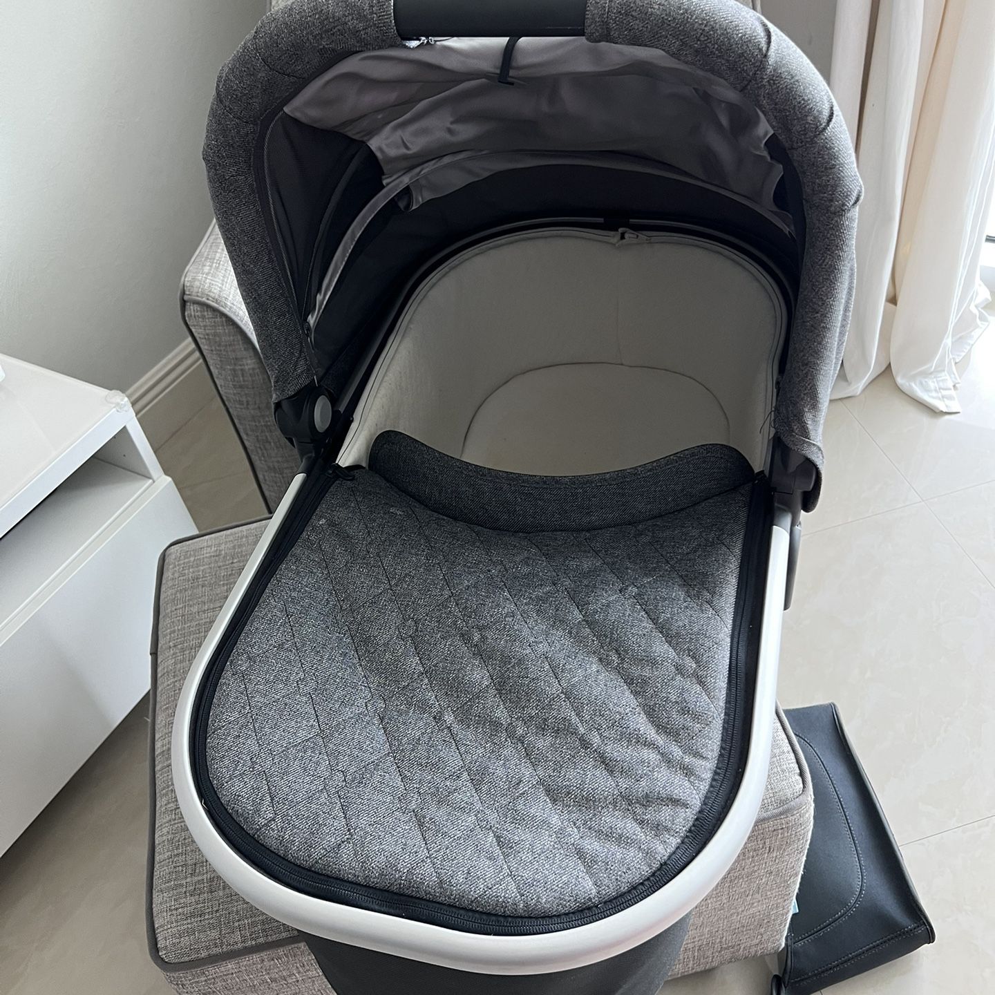 Uppababy Bassinet - For Vista & Cruz stroller 