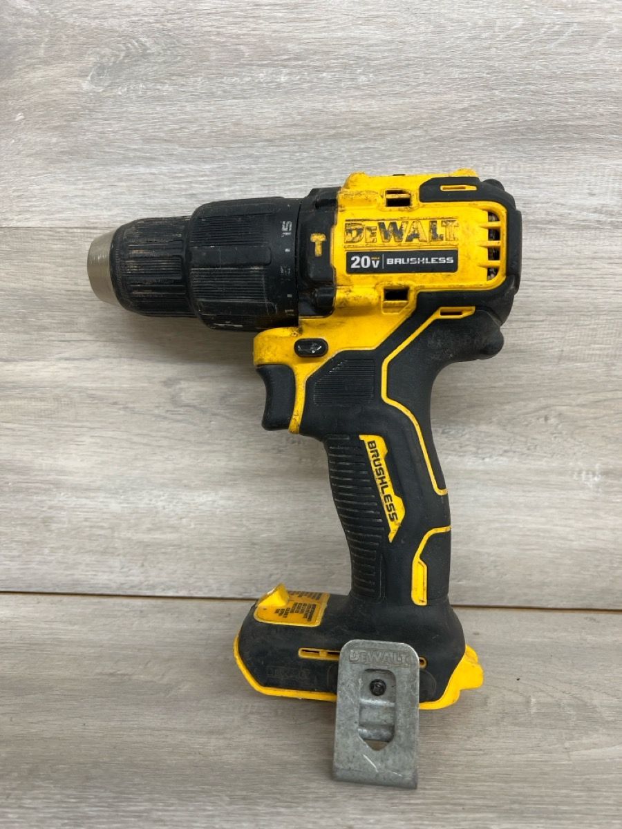 DEWALT ATOMIC 20V MAX Compact 1/2" Drill/Driver DCD709 (PO1021681)