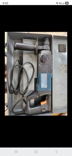 Bosch Bulldog 11224VSR Hammer Drill