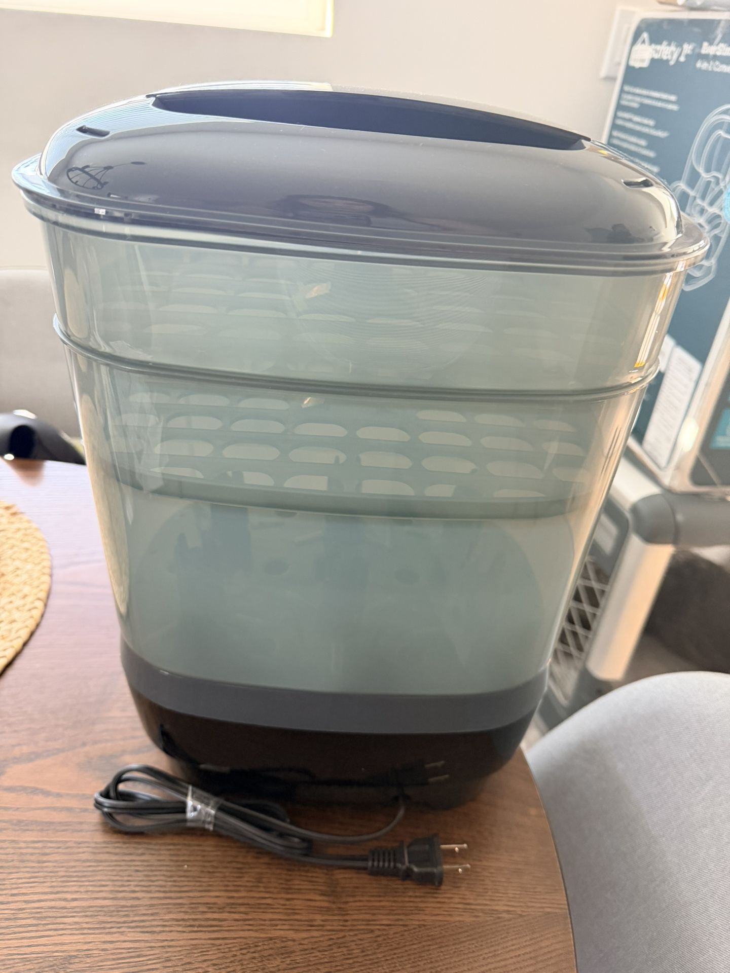 Baby Brezza Bottle Sterilizer and Dryer Advanced – Gently Used