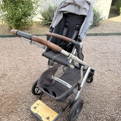 UPPAbaby Vista Stroller With Bassinet And Kickboard