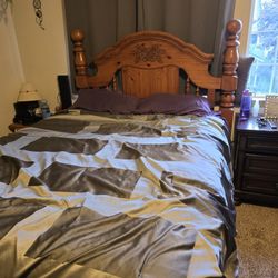 Queen 5 Pc SOLID OAK  Bedroom Set