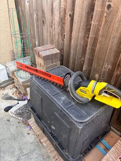 Ryobi Cordless Hedge Trimmer