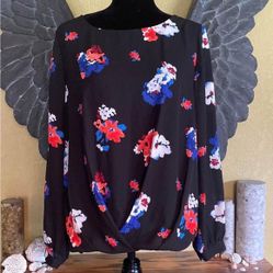 Vince Camuto Floral Blouse With Open Slits in Sleeve Tops 