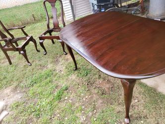 TABLE & 4 CHAIRS REAL WOOD. FRESH STAIN. AND NEW SEAT COVERD