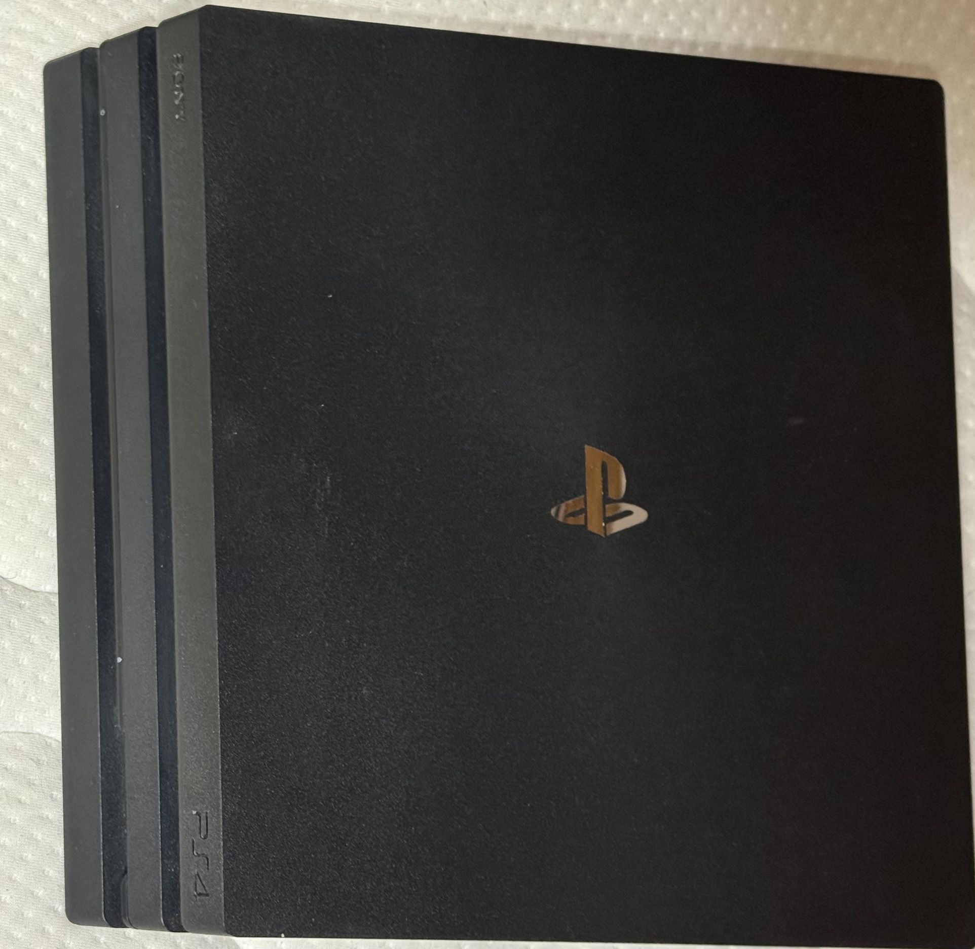Like new Sony PlayStation PS4 Pro
