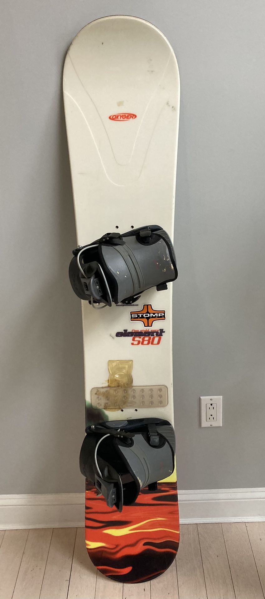 Oxygen Element 580 157cm Snowboard with Flow Bindings