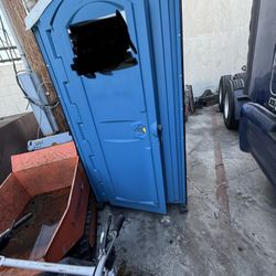 Portapotty 
