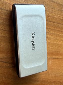 Kingston XS2000 4TB High Performance Portable SSD with USB-C | Pocket-Sized | USB 3.2 Gen 2x2 | External Solid State Drive | Up to 2000MB/s | SXS2000/
