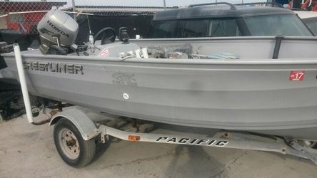 2004 4 person crestline fishing boat