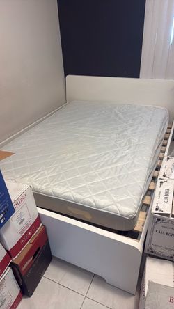 Free Bedroom