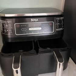 OUTDOOR GRILL & AIR FRYER COMBO