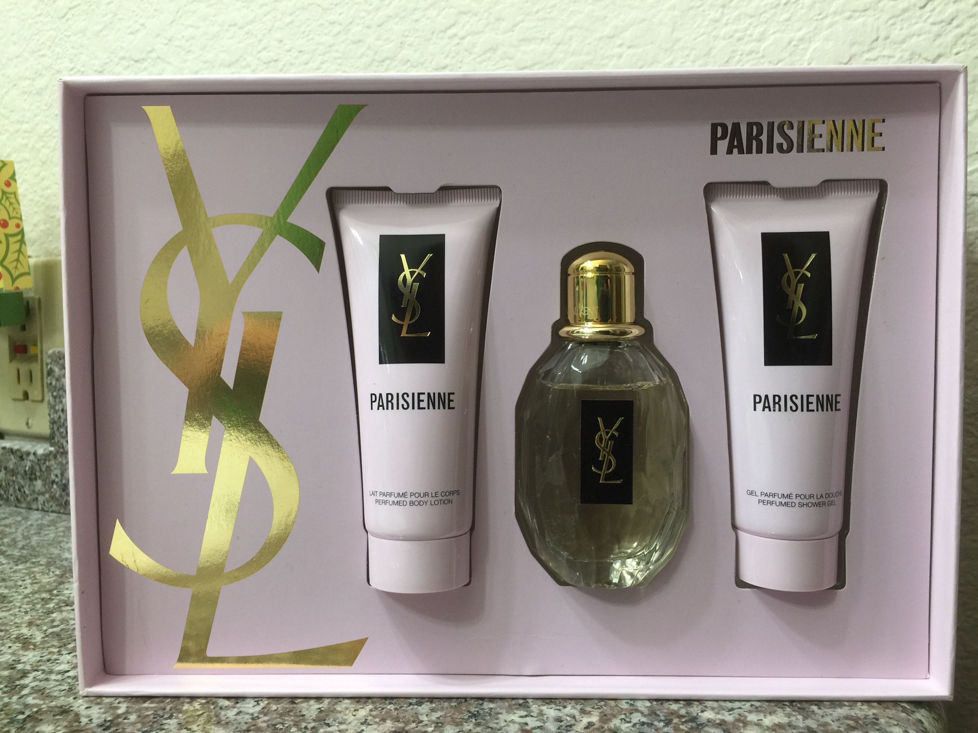  Yves Saint Laurent Parisienne Eau-de-Parfume Spray