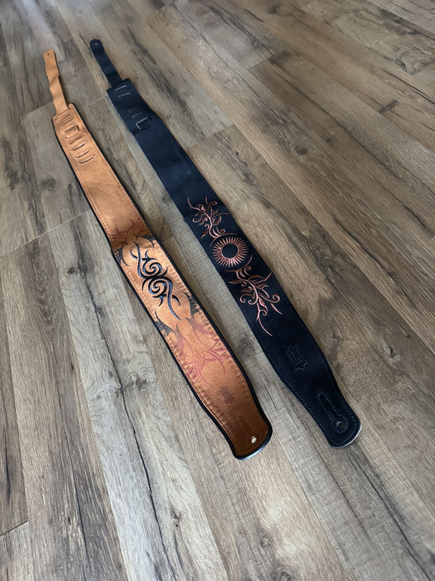 Guitar straps