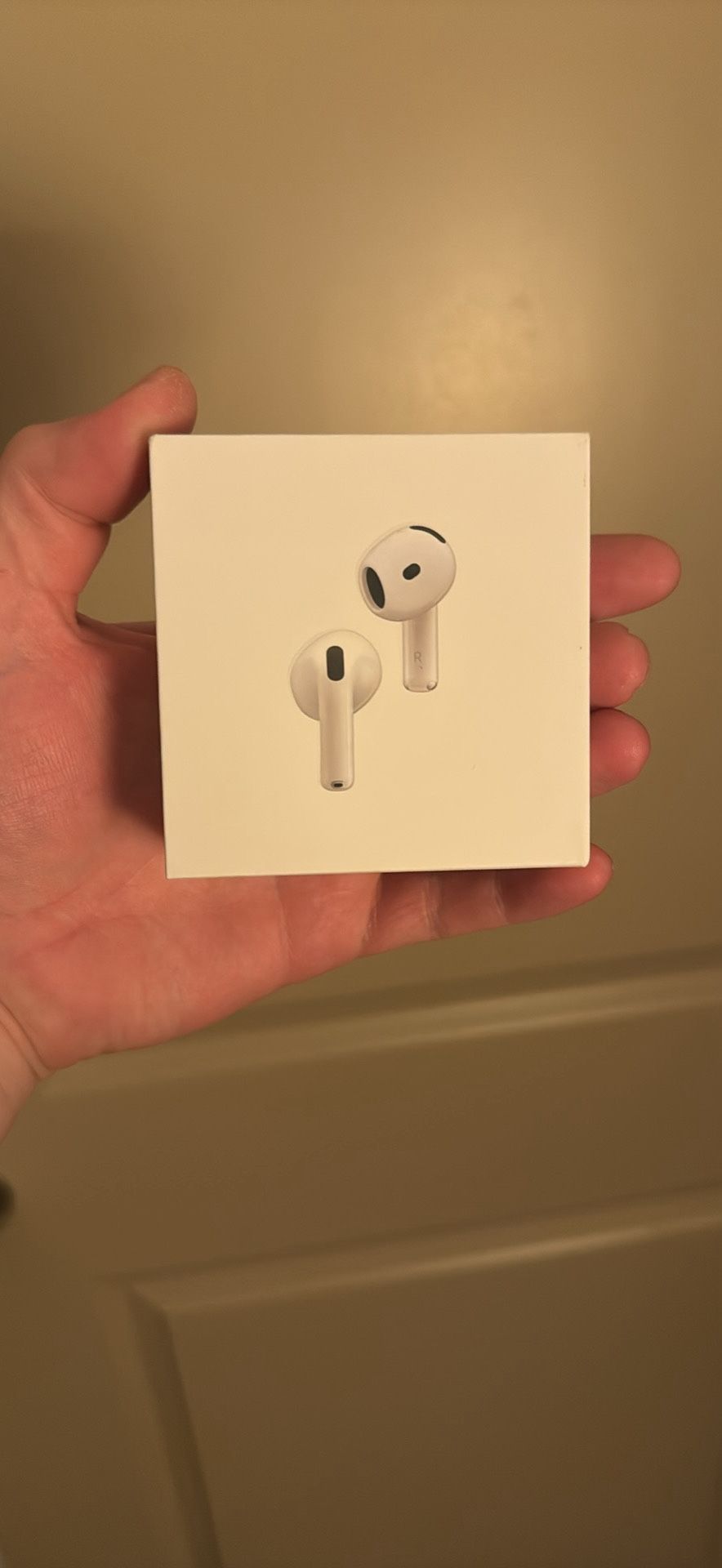 AirPods 4 ANC