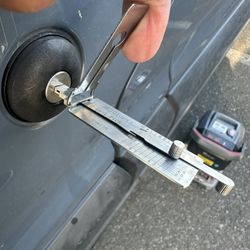 Car Key Replacement Lost Key Broken Key 