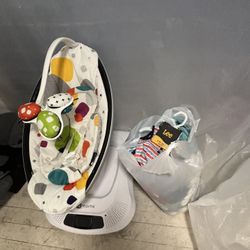 4 Mom Baby Swing Baby Boy Clothes New And Used Like New 0-3 Months 