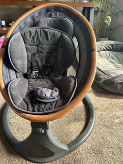 Baby swing