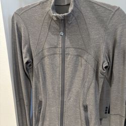 Lululemon Jacket - Define
