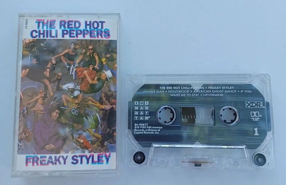 The Red Hot Chili Peppers- Freaky Styley cassette tape