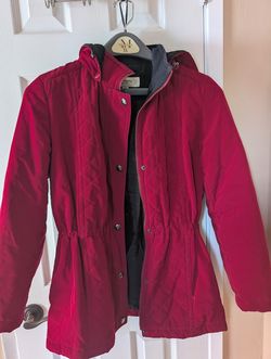 Red winter ladies half coat hooded warm lined jacket size Small, Liz Claiborne, detachable hood