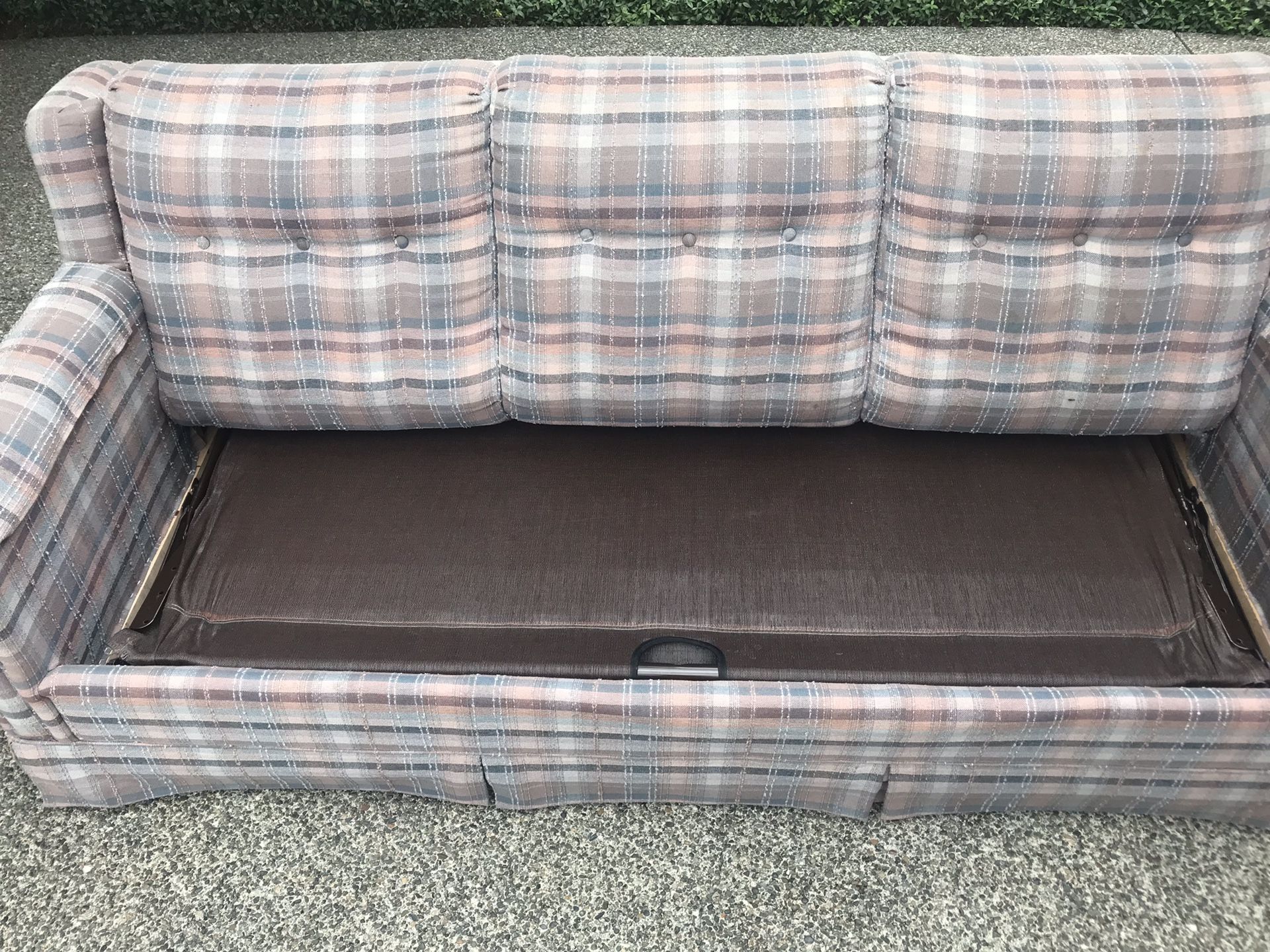 Lazy Boy Sleeper Sofa for Sale in Federal Way, WA OfferUp
