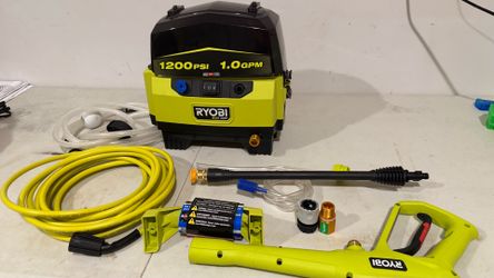 RYOBI 40V 1200 PSI 1.0 GPM Cordless Electric Cold Water Pressure Washer (Tool Only) New